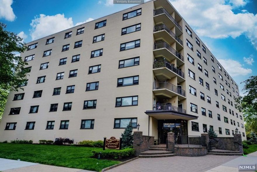 Ideally located corner unit on the 6th floor with NYC views. In the sought-after Fairmount Section, this renovated condo features a welcoming lobby, spacious living room with crown molding, recessed lights, ample natural light, and a charming balcony. The dining room adjoins a modern kitchen equipped with stainless steel appliances, granite counters, and tile backsplash and flooring. Updated bathroom and bedroom floors, newer windows and heat units add to the appeal. Included are a parking spot, a separate storage bin, on-site laundry, and a gym. HOA covers all utilities. No more showings at the seller's request. Approximately 3 blocks to the NYC train and near bus routes. For potential investors, note that there's a 2-year live-in requirement before renting.