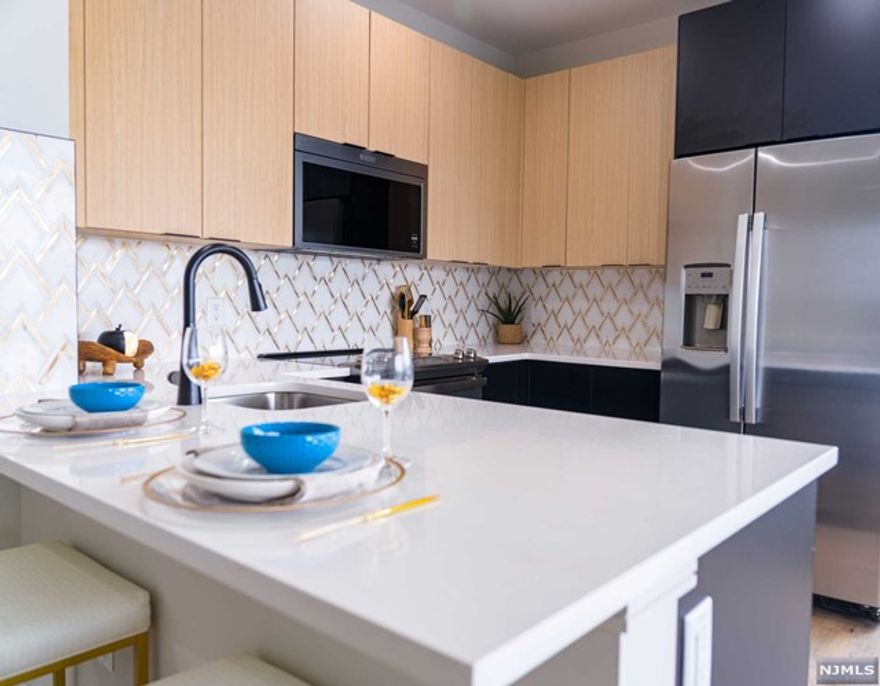 No Broker Fee! HELIO residences stand as an epitome of refined urban living. Boasting sleek, contemporary design, our residences offer high-end finishes and state-of-the-art amenities. With a prime location providing convenient access to local dining, entertainment, and cultural attractions, and close to PATH Station, our apartments redefine luxury living in Kearny. Exclusive amenities include a rooftop recreation area with stunning NYC views, a 3000 sq foot dog park, and secured parking. We have a variety of studio, 1 BR, and 2 bedroom homes available. Schedule a tour today!