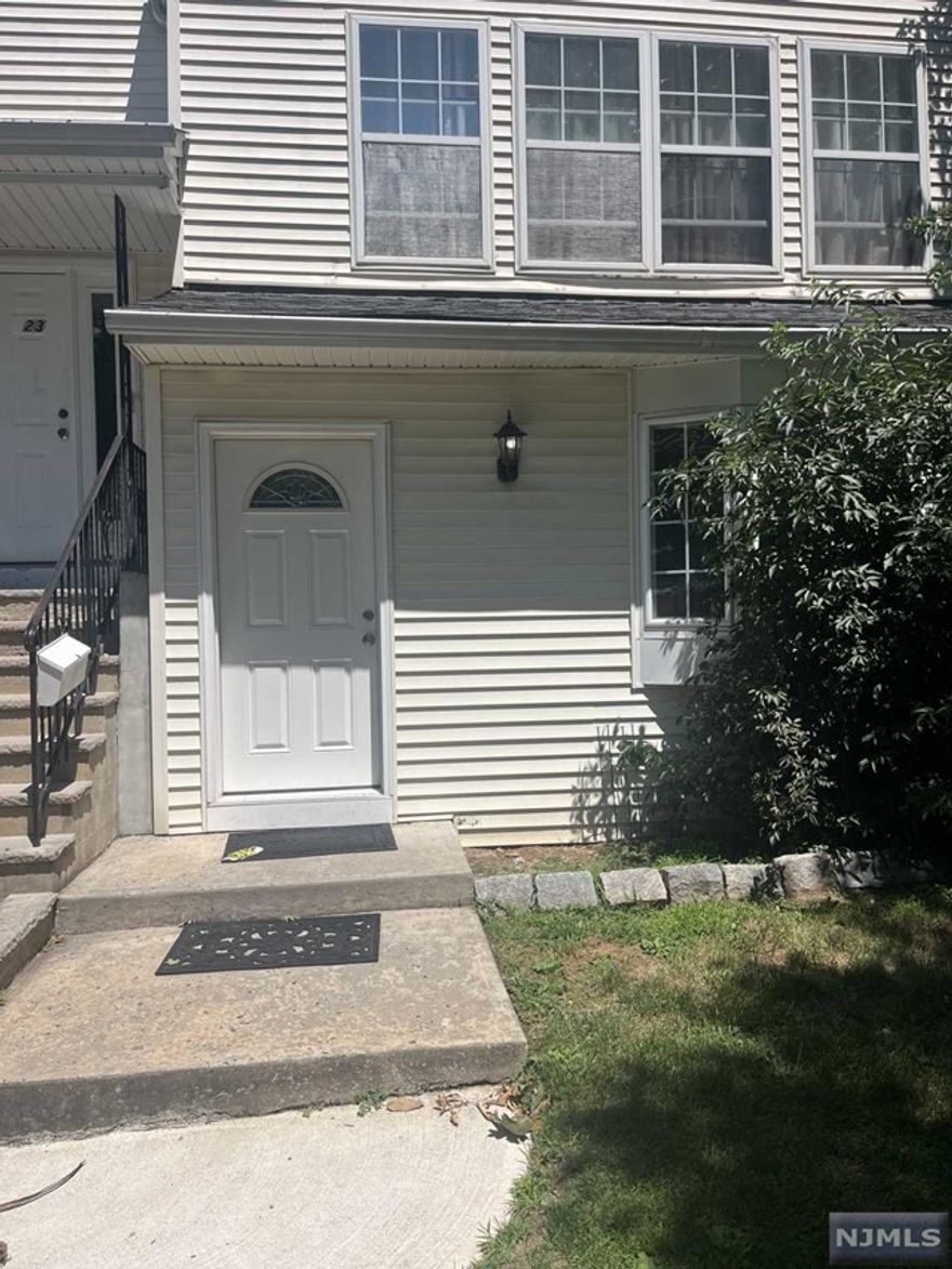 WELCOME TO THIS BEAUTIFUL NEWLY UPDATED RIDGEWOOD APARTMENT. OFFERED WITH FIRST FLOOR LIVING,3 BEDROOM 2 FULL BATHS,EAT IN KITCHEN WITH GRANITE COUNTERS. THIS APARTMENT HAS LOTS OF STORAGE.WASHER & DRYER INCLUDED. TENANT RESPONSIBLE IF REPLACEMENT OF WASHER/DRYER IS NEEDED. USE OF SHARED YARD, USE OF ONE SIDE OF GARAGE, CLOSE PROXIMITY TO THE BEAUTIFUL TOWN OF RIDGEWOOD'S GREAT RESTAURANTS, STORES, HOUSE OF WORSHIP, SCHOOLS,PUBLIC TRANSPORTATION. DON'T MISS THE CHANCE TO LIVE IN A BUSLTING TOWN. SCEHDULE YOUR SHOWING TODAY.