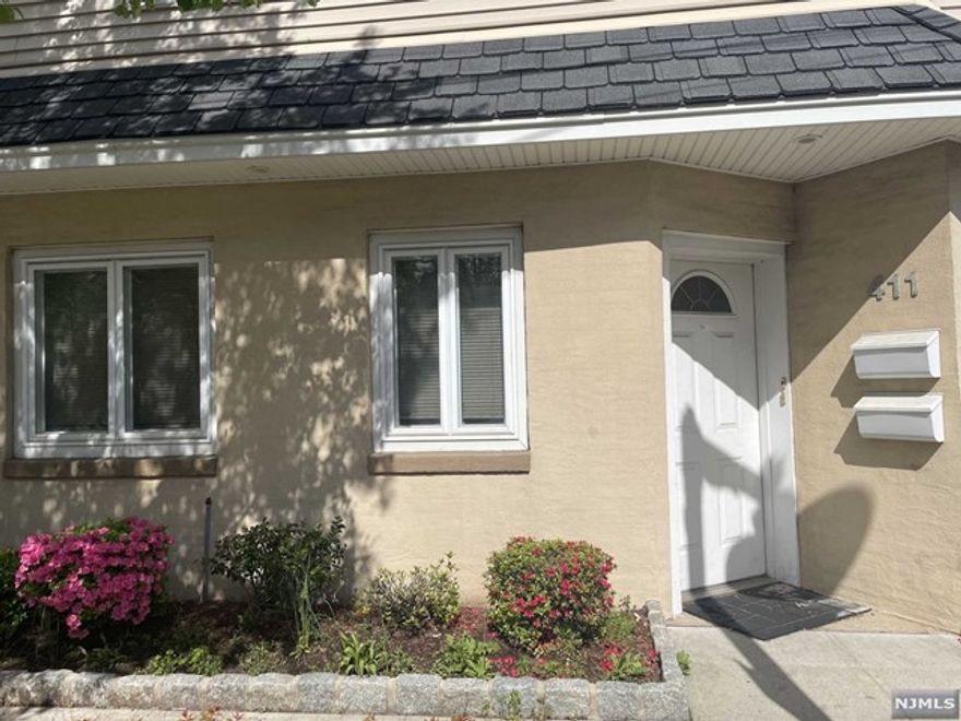 Looking for an updated 1 bedroom near NYC transportation? Look no further than 411 Railroad Ave in East Rutherford. This 2nd floor unit is walking distance to train or bus, plus very close to everything you need in terms of restaurants, bars, and shopping! Kick off fall right in this clean and affordable 1 bedroom rental. Ample closet space and large size eat in kitchen. See it today before it's gone! No laundry onsite and no pets please. Includes one parking spot.