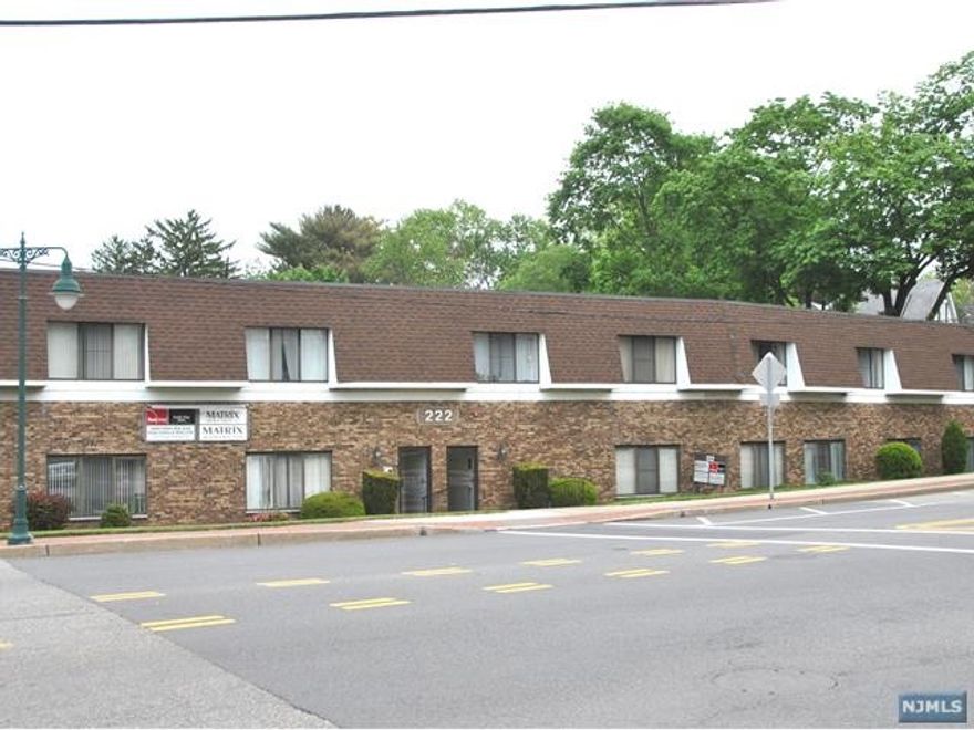 Spacious studio apartment, full galley kitchen and full bath. Coin operated washer/dryer on same floor. Close to public transportation, off street parking in rear, walking distance to vibrant downtown, houses of worship, schools and parks. Excellent credit and tenant insurance required. No pets. No smoking.