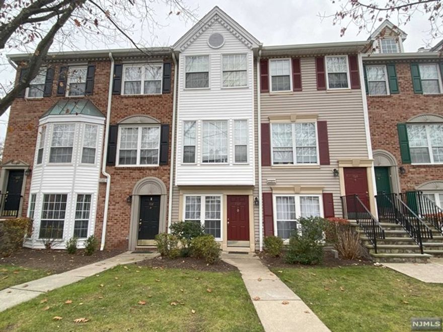 Society Hill 1st Floor Unit - This is a 1-bedroom condo with Living Room, Kitchen, Dining Area, Full Bath and Laundry in unit. Kitchen has remodeled cabinets. Bathroom has been recently renovated with new vanity, top and mirrow. Living room/Dining Room/Kitchen has laminated flooring. Central A/C. There is no steps on the sidewalk to the door. Tenant pays for all the utilities (Gas, Electric, Water and Phone/Cable) and first $150 of repairs. One assigned off street parking. Society Hill has Pool, Tennis Courts and Club House. Complete credit report, pay stubs and interview required. Good Credit is essential. A small pet, 25 lbs or less may be considered with pet fee. No smoking. Close to schools, shopping and NYC transportation. Mahwah has great schools, 3 County Parks, a Ski Area and close to I-87 & I-287.