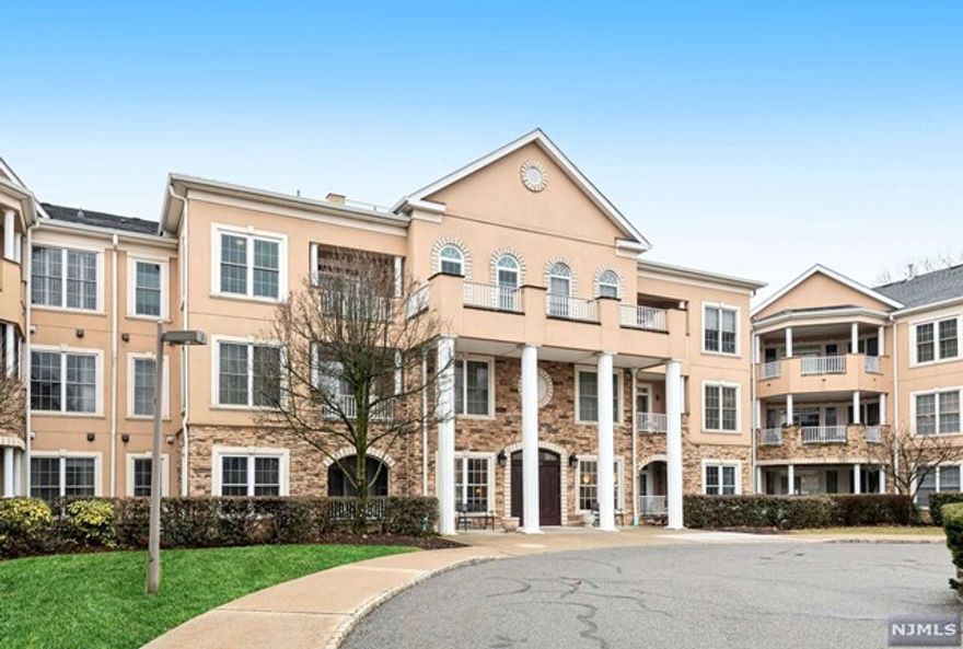 Rockaway Twsp. - 55+ Active Adult community. This sought after Buckingham B model offers 2 bedrooms, 2 baths, beautiful wood floors and covered deck. Each bedroom boasts its own full bath and walk-in closets. One assigned garage parking space plus storage cage. Fox Hills allows pets (3 total-2 dogs max). Amenities galore with a 26,000 SF clubhouse, indoor & outdoor pools, BBQ area, fitness center, ballroom, ping pong, tennis, pickle ball, card rooms, billiards, library, bocce, shuffleboard, horse shoes, green house gardening, 24 hour security and a free jitney to the mall, Costco and food stores. With numerous clubs and activities you can LIVE THE GOOD LIFE at Fox Hills!