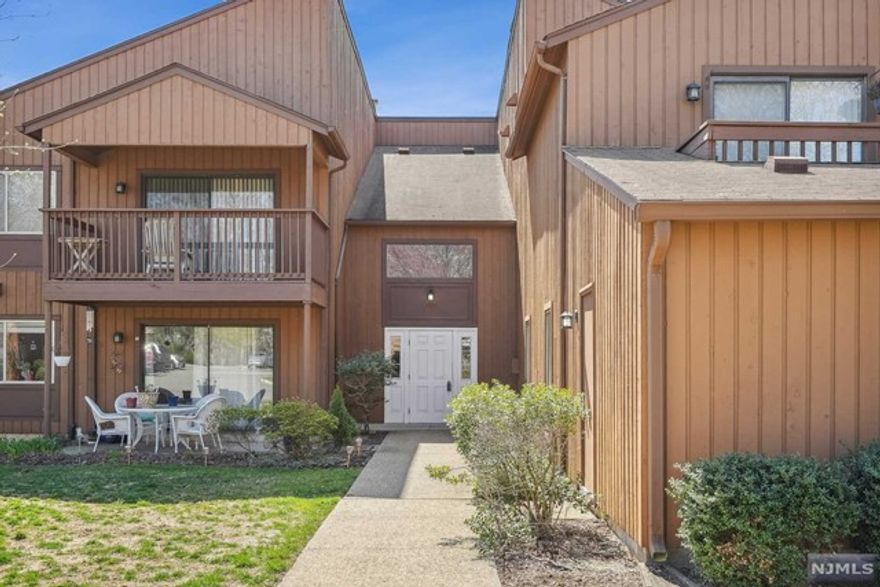 Enjoy the views of the lake from this second floor (top floor) 2 bedroom, 2 bathroom unit in the Drakesville complex. Kitchen has granite countertops, plenty of cabinetry and is open to the living room and dining area. In-unit laundry room is off the bedroom hallway. Sliders lead to a private deck. Primary Bedroom has ensuite bathroom and walk-in closet. Unit includes single car private garage with storage closet and additional driveway parking for 1 car. Owner will allow one pet (either a cat or dog). Drakesville offers a community pool and tennis courts. Mt. Arlington train station, Route 46 and 80 are just minutes away.