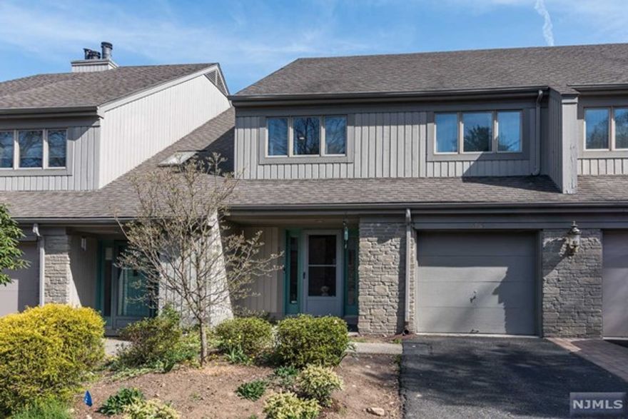 PEACEFUL MOUNTAIN VIEWS FROM YOUR KITCHEN, DINING ROOM AND DECK OF THIS 3 LEVEL RAMAPO RIDGE TOWNHOME! HARDWOOD FLOORS THROUGHOUT THE MAIN FLOOR. RELAX BY THE WOODBURNING FIREPLACE IN LIVING ROOM ON COOL EVENINGS. MARVIN BRAND SLIDING GLASS DOOR FROM DINING ROOM OPENS DIRECTLY TO REAR DECK WITH NICE VIEWS. KITCHEN FEATURES GRANITE COUNTERS AND STAINLESS APPLIANCES. ALL 3 BEDROOMS ARE LOCATED ON THE 2ND FLOOR. MAIN BEDROOM OFFERS A SPACIOUS MAIN BATH, WALK-IN CLOSET AND VANITY AREA. THIS TOWNHOME HAS A FINISHED BASEMENT WITH REC ROOM, BAR AREA, LAUNDRY, STORAGE AND FULL BATH! QUIET LOCATION ON A SMALL STREET. FABULOUS COMPLEX AMENITIES INCLUDE POOL, CLUBHOUSE, TENNIS, EXCERCISE ROOM AND MORE! NEAR SCHOOLS, TRANSPORTATION, SHOPPING AND MAHWAH LIBRARY. YOU WILL LOVE LIVING HERE!