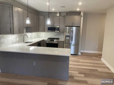 MLS: 24032840