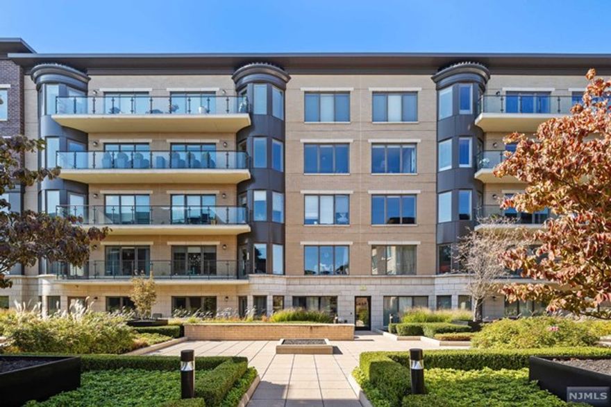 Come see your dream home! Residing on the Hudson River, this 2 bed 2 bath is an ideal luxury waterfront condominium. This gorgeous home offers intricate architectural details featuring cove ceilings with recessed lighting, sun-filtering bay windows, 2 generous walk-in closets, wide wood plank floors, high gloss kitchen cabinetry, granite countertops, brand new stainless steel appliances, and a smart thermostat! This elegant waterfront complex also provides 24 hr security, an outdoor pool, 3 gyms, event rooms, a cinema room, playroom, and pilates room. Get to NYC in a NY minute! With free shuttle pick up on site, NJ Transit bus to Lincoln Tunnel/PA, or the Hudson Light Rail to PATH/MTA, this community is a commuter's dream!