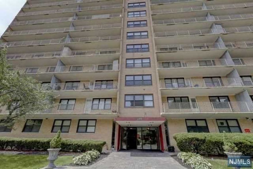 Joy of luxury high rise living at Passaic Park's Carlton Tower.. Beautiful 15th floor studio. 24 hour doorman with pool, parking available for 40,00/month. Onsite laundry. Close to pubic transportation. Modern Modern looking studio for sale. Contemporary looking kitchen with tall self closing white cabinets. Stainless steel appliances. granite counter top with breakfast bar. Modern looking back splash, bathroom with new fixtures. New modern looking light fixture across the house. Central Air and heating, electric, water and gas included in maintenance fee. Onsite laundry. Close to public transportation. All utilities included in monthly fees. 24hour doorman..