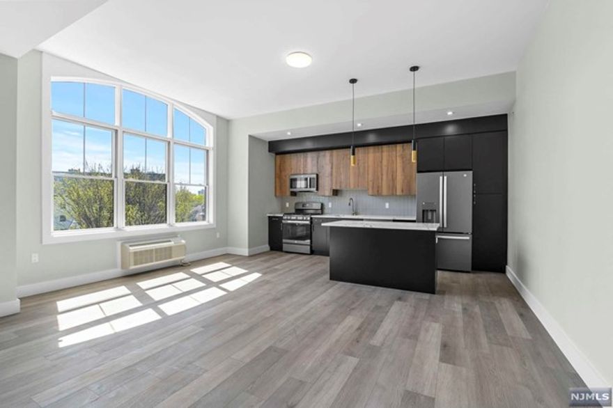 Welcome to LADDERMAN VIEWS! A Boutique 18 Unit Elevator Building Located Near Fort Lee's Main Street & The George Washington Bridge. Unit 101 Features 1 Bedroom, 1 Full Bathroom & 840 SQFT. Equipped with High End Finishes, Modern Two Tone Cabinets, Quartz Kitchen Island + Countertops, Andersen Windows and Washer & Dryer In Unit. Other Features Include: Virtual Door Assistance, Covered Parking, Elevator & Dedicated Mail & Trash Rooms. Conveniently Located Near Parks Shopping, Restaurants, & Transportation. Available 5/15/2024.