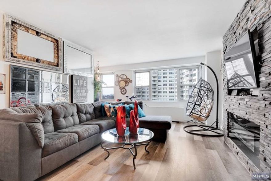 Beautiful large one bedroom residence at The Pembroke in Fort Lee! This apartment features a large living room and a well-equipped kitchen leading to the dining area. The bedroom is very spacious with plenty of storage space. Enjoy the luxury lifestyle along with the building amenities: pool, gym, 24hr concierge, parking and laundry room. Centrally located in the heart Fort Lee, this attractive residence offers easy access to NYC, shops and restaurants. [Photos taken prior to current tenants] BOARD APPROVAL REQUIRED.