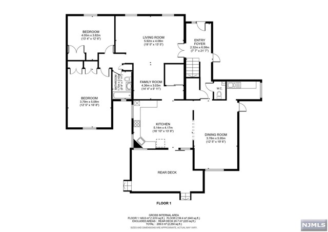 Main image without alt text