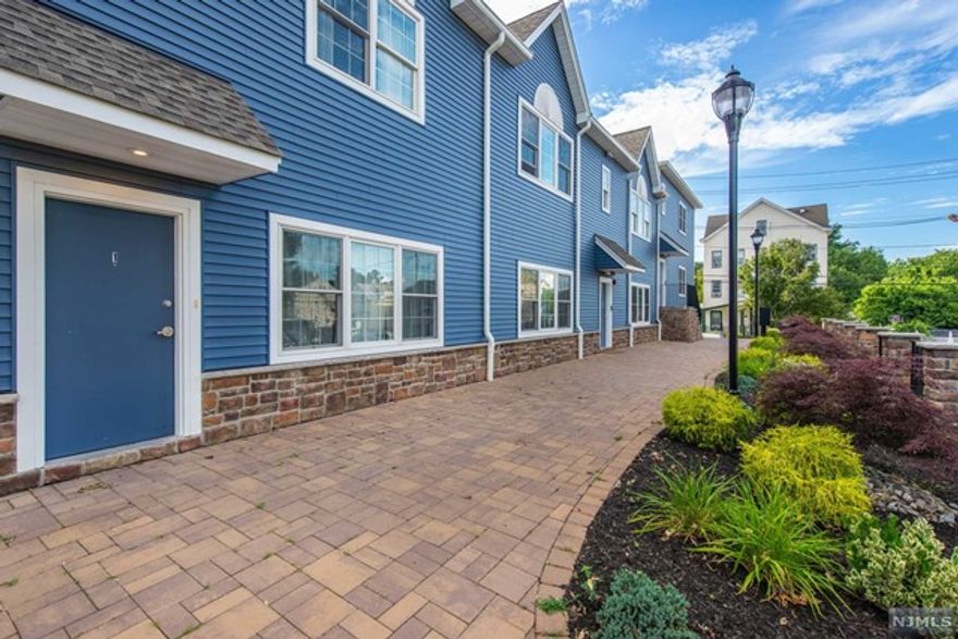 Welcome home to this Newly Built Luxury 2 Floor townhouse style unit. Move in Ready bright and Airy 2 Bedroom 1 and a Half Bath unit. Large modern eat in kitchen open to dining room and living room. Laundy in unit. Two LARGE BEDROOMS. Additional storage unit in basement. All stainless-steel appliances. Modern style bathrooms and more! Courtyard area with seating MUST SEE!!! kitchen table will be included. 2 assigned parking spots.