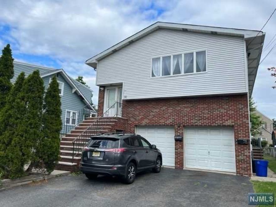 Large one bedroom apartment on first floor of a two family home in a quiet neighborhood. Hardwood floors, garage with driveway, laundry hookup and use of fenced in backyard. Tenant pays all utilities & responsible for lawn maintenance and snow removal on his half of the driveway, walkway & steps.