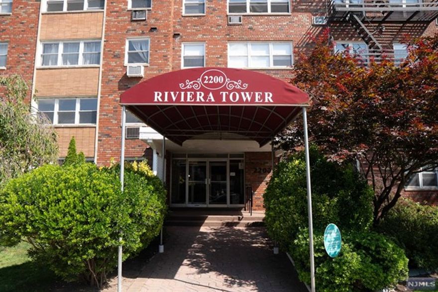 Sunny corner unit on Center Avenue in Fort Lee. Well-maintained 2-bedroom in an elevator mid-rise with parking space included. Beautiful unit with open concept living area, hardwood floors throughout unit. Large closets in both bedrooms. DUE AT LEASE SIGNING: 1st month rent, 1.5 month security. 1- month broker fee. There is a $300 move-in fee.