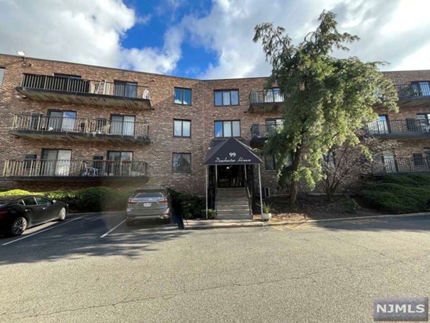 quiet location. easy access to Rt-46, Rt80 and Rt95. needs a small work. as is condition basis. CCO on seller. large living room and dinning area, also large bedroom over 900 sqft in total. out-door parking no limit. not allow with FHA,VA, FMAC or FANNY MAE.