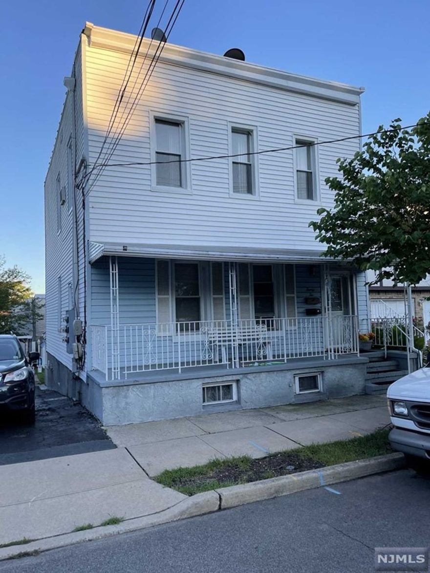 Come view this cozy 2 bedroom apartment with living room, and eat in Kitchen.. NO PETS AND NO SMOKING! Street parking. CREDIT CHECK, PAYSTUBS AND INTERVIEW ARE REQUIRED! FEES: 1 month rent, 1.5 security and realtor fee - 1 month
