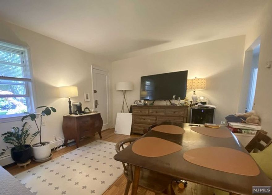 WELCOME TO RIDGEWOOD! ALL FRESHLY PAINTED, THIS 2BED/1BATH 1ST FL APARTMENT OFFERS SPACIOUS LIVING ROOM, COZY DINING ROOM NEXT TO THE KITCHEN, TWO SUNNY BEDROOMS AND A FULL BATH. SEPARATE W/D AND STORAGE SPACE IN THE BASEMENT! DETACHED GARAGE AND DRIVEWAY SPOT ALSO INCLUDED IN THE RENT! BEAUTIFUL NEIGHTBORHOOD & CLOSE TO NYC TRANSPORTATION, SCHOOLS, PARKS, GROCERY STORES AND RESTAURANTS! DON'T MISS THIS ONE- CALL TODAY!