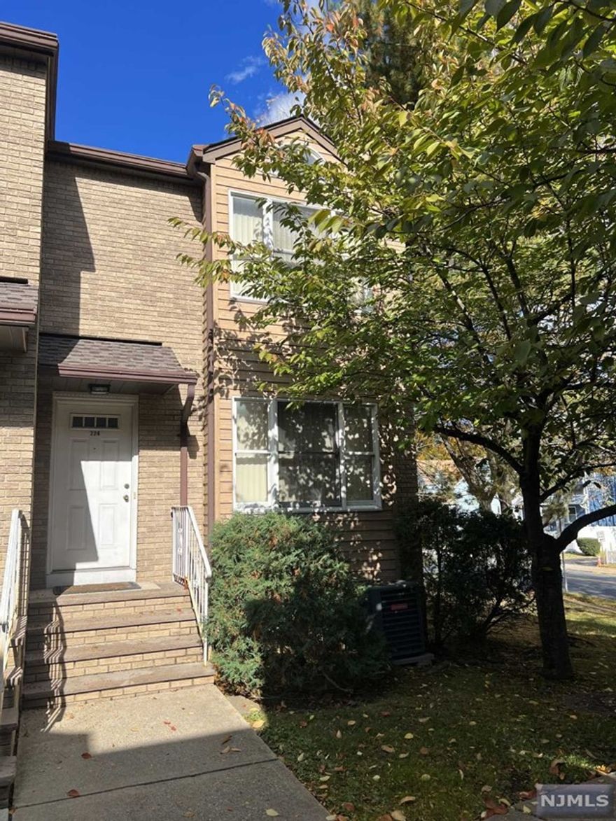 SPACIOUS, SUN-FILLED AND WELL MAINTAINED TOWNHOUSE. THIS DESIRABLE CORNER UNIT FEATURES AN ENTRY FOYER, LIVING ROOM/DINING ROOM COMBINATION W/GAS FIREPLACE, EAT-IN KITCHEN AND POWDER RM ON THE FIRST FLOOR. THE SECOND FLOOR OFFERS THE MAIN BEDROOM WITH FULL BATH, AND A SECOND BEDROOM AND FULL BATH. ON THE GROUND LEVEL YOU WILL FIND THE LAUNDRY/UTILITY AREA AND ENTRANCE TO A 1-CAR GARAGE WITH LARGE CLOSET. THIS UNIT IS CONVENIENTLY LOCATED NEAR THE CENTER OF TOWN, SHOPPING, NYC BUS TRANSPORTATION, HOUSES OF WORSHIP, SCHOOLS,LIBRARY AND MORE. CREDIT CHECK, RECENT PAY STUB, LATEST TAX RETURNS AND INTERVIEW REQUIRED. NO PETS ALLOWED BY LANDLORD AND BUILDING COMPLEX. NO SMOKING IN UNIT.