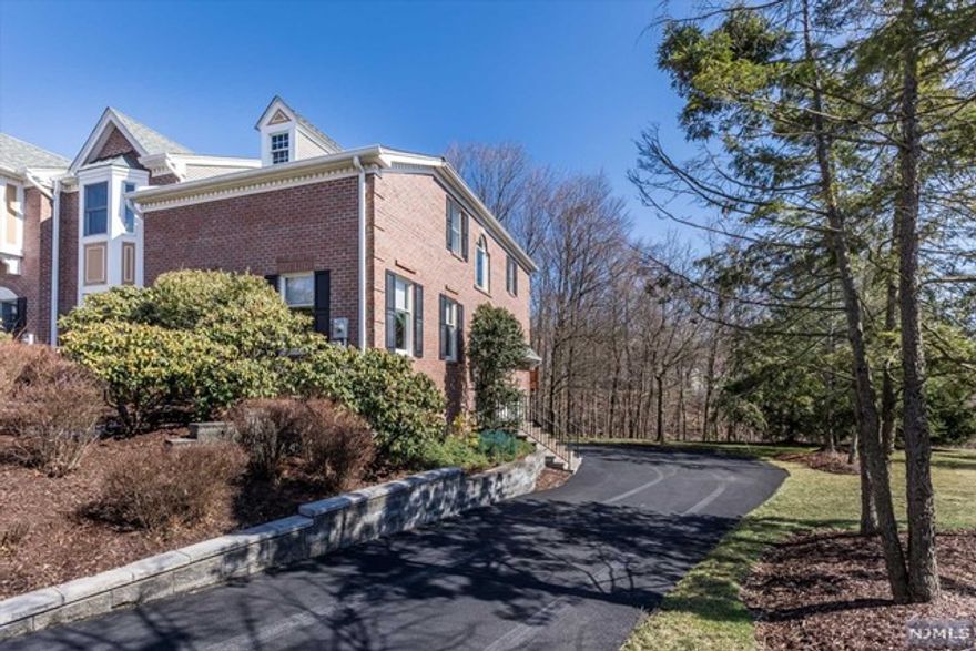 Spectacular Private End Unit in Sought After High Point at Wayne in Immaculate Move in Condition Features a Modern Eat-in-kitchen with new backsplash, granite countertops, newer appliances & center island opening to Family room with fireplace, 1st floor Powder room, built-in stereo system & speakers, No battery required motorized shades in Living & Dining rooms, Master bedroom with walk-in closet & Master bath, Full finished walk-out Basement with 3rd Bedroom, full Bathroom, Sauna & Rec room. New HW Heater, New C/A, Security System, Deck & Porch watering system, Expanded & refinished Deck, Newly paved driveway, Hi Def outdoor security system, New roof, 2 Car Built-in Garage, Plus Quiet Location within walking distance to Pool & Tennis Courts! Won't Last!