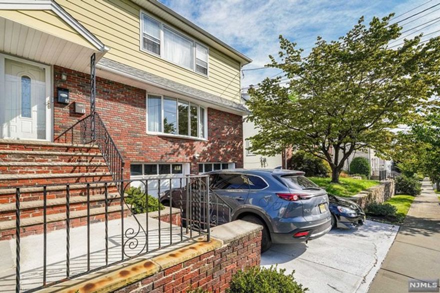 Welcome to your new home! This charming 2-bedroom apartment offers a comfortable and convenient living space on the boarder of Nutley. With modern amenities and a prime location, this apartment is perfect for individuals looking to settle in a vibrant community. Step into the bright and airy living room, ideal for relaxing or entertaining. The well-proportioned layout provides plenty of space for your personal touch, whether it's creating a cozy reading nook or a stylish entertainment area. Situated in the heart of Belleville, you will enjoy easy access to public transportation, schools, parks, and a variety of dining and shopping options right on Franklin Avenue.