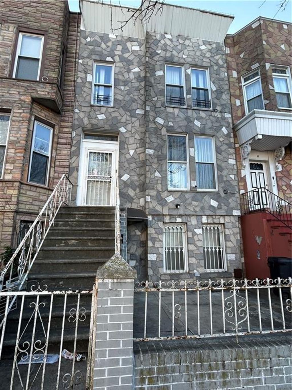 Photo of 6 Pilling Street, Brooklyn, NY 11207 (MLS # 498320)
