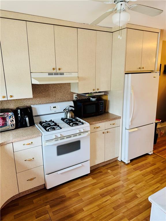 2850 Gerritsen Avenue, Brooklyn, New York image 3