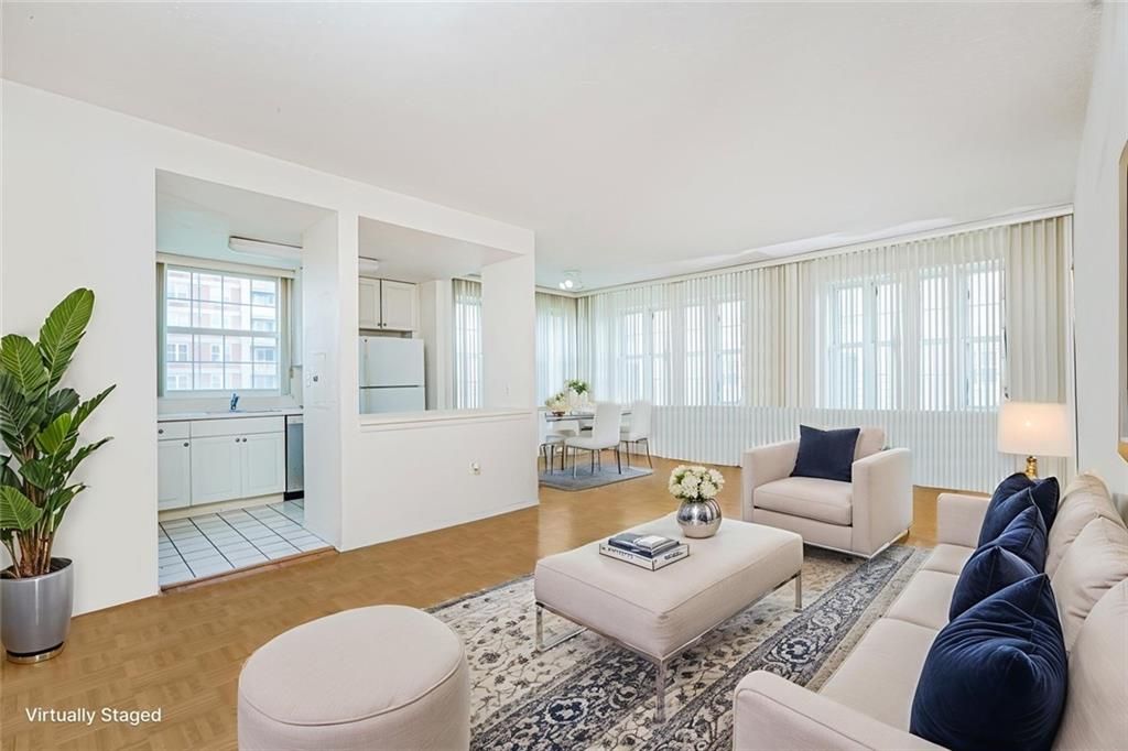 Photo of 60 Oceana Drive #4I, Brooklyn, NY 11235 (MLS # 498523)