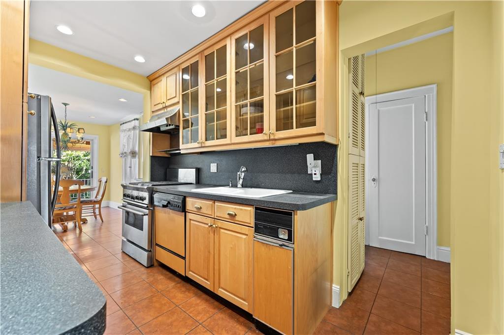 2039 5th Street, Brooklyn, New York image 6