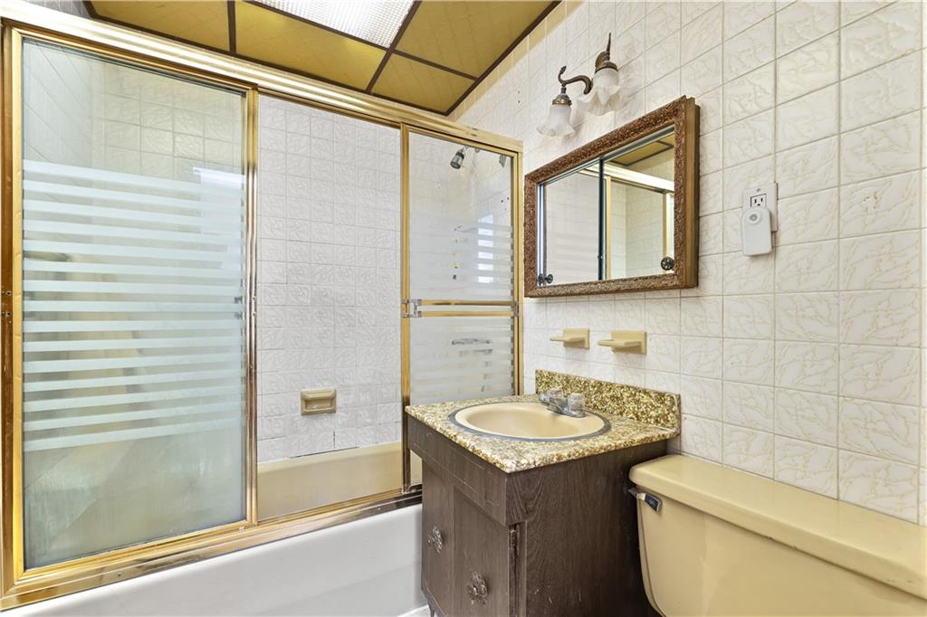 2039 5th Street, Brooklyn, New York image 19