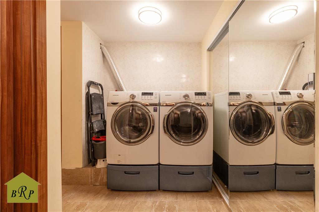 1806 Stuart Street, Brooklyn, New York image 26
