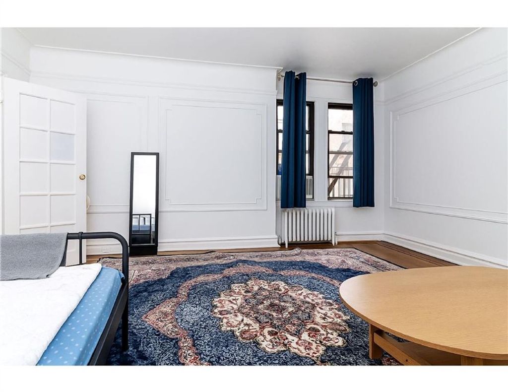 Photo of 3096 Brighton 6th Street #C4, Brooklyn, NY 11235 (MLS # 495978)
