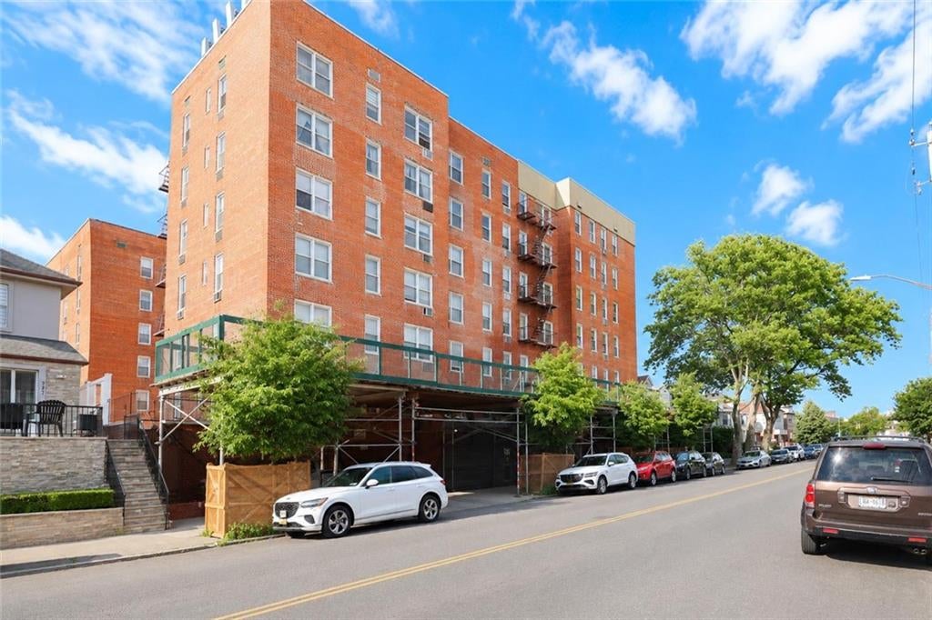 Photo of 735 Avenue W #6J, Brooklyn, NY 11223 (MLS # 502057)