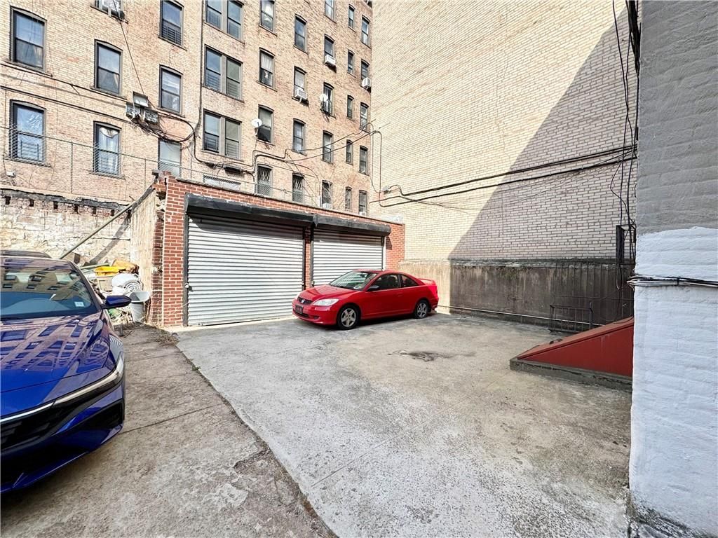Photo of 817 Crown Street, Brooklyn, NY 11213 (MLS # 500835)