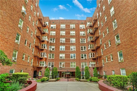 Homes For Sale - 9801 Shore Road #3Q<br/> Brooklyn, NY 11209