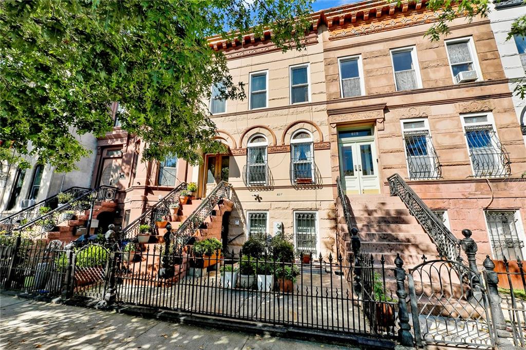 Photo of 827 Hancock Street, Brooklyn, NY 11233 (MLS # 505289)