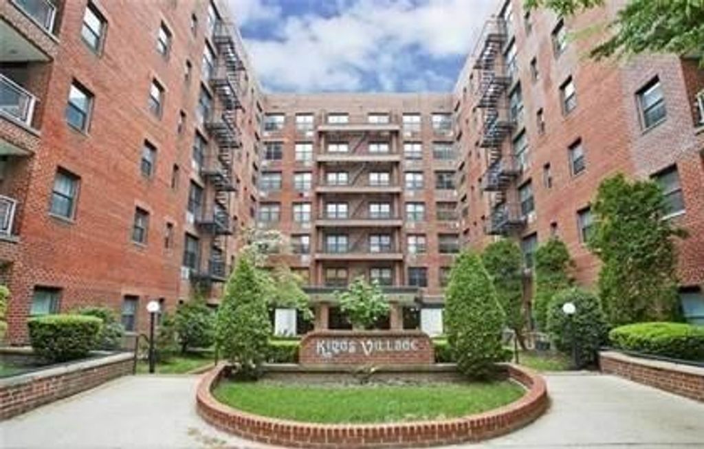 Photo of 1275 51st Street #3C, Brooklyn, NY 11234 (MLS # 498228)