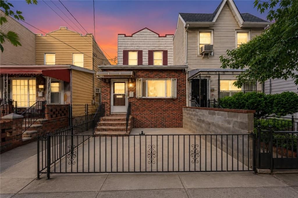 Photo of 1969 8th Street, Brooklyn, NY 11223 (MLS # 501792)