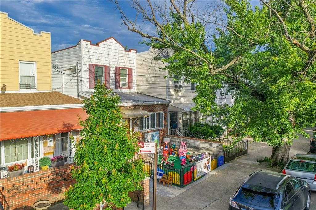 Photo of 1969 8th Street, Brooklyn, NY 11223 (MLS # 501792)