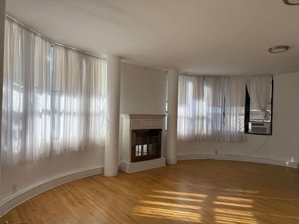 Photo of 4050 Nostrand Avenue #2D, Brooklyn, NY 11235 (MLS # 501884)
