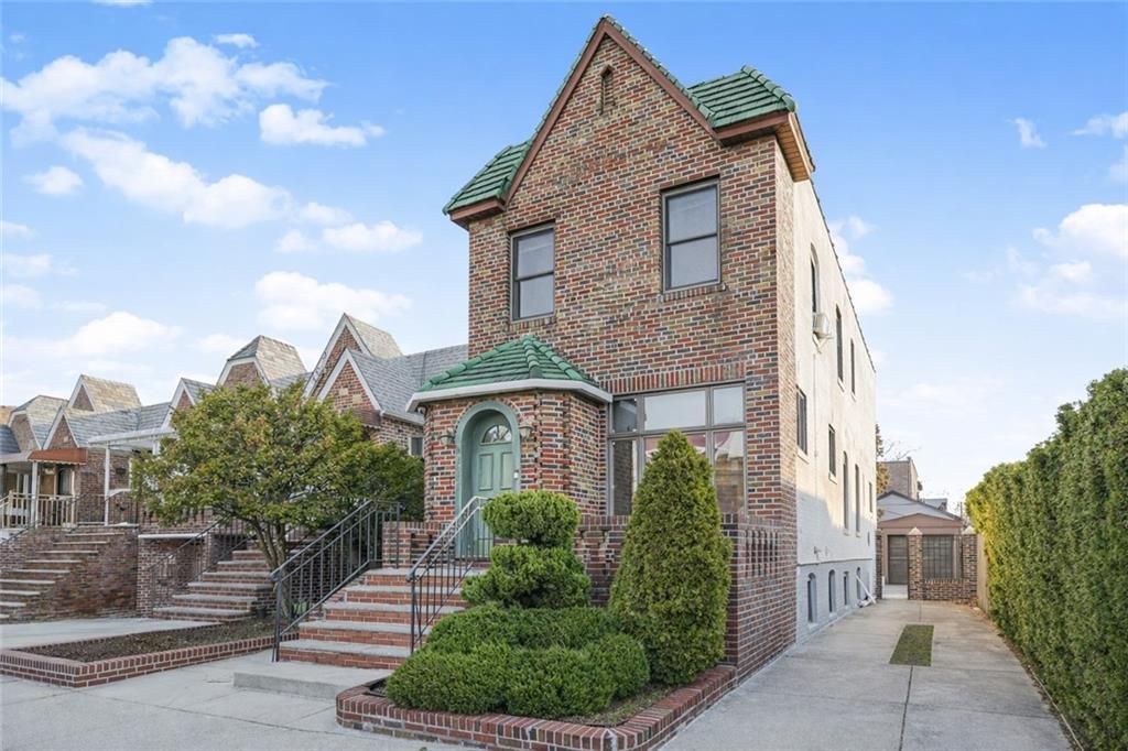 Photo of 2071 35th Street, Brooklyn, NY 11234 (MLS # 499925)