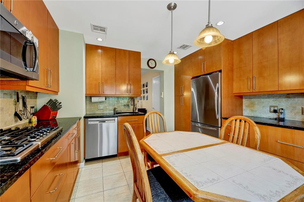 219 90th Street, Brooklyn, New York image 10