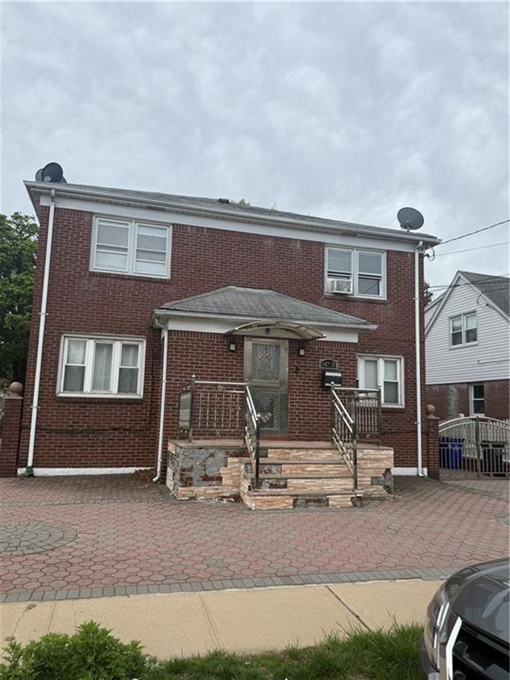 Photo of 247-20 136th Road, Rosedale, NY 11422 (MLS # 501082)