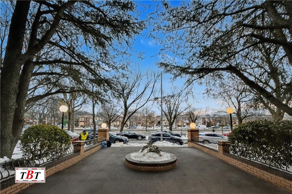 Photo of 1350 Ocean Parkway #3F, Brooklyn, NY 11230 (MLS # 499115)