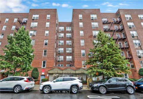 Homes For Sale - 2665 Homecrest Avenue #1W<br/> Kings County, Brooklyn, NY 11235