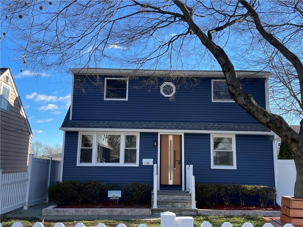 Photo of 130 Jefferson Street, Staten Island, NY 10304 (MLS # 498006)