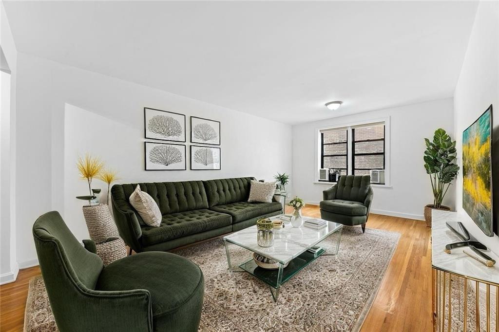 Photo 1 of 27 — 1180 Ocean Parkway 4E, Brooklyn, NY 11230