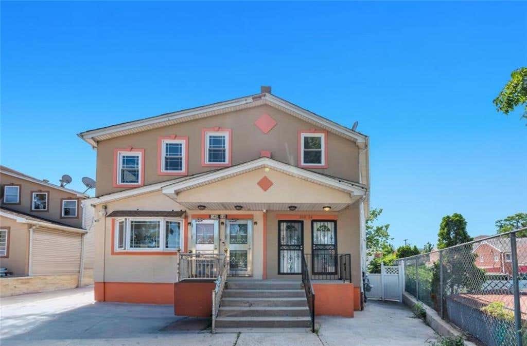 Photo of 14014 Charles Lane, Springfield Gardens, NY 11413 (MLS # 502941)