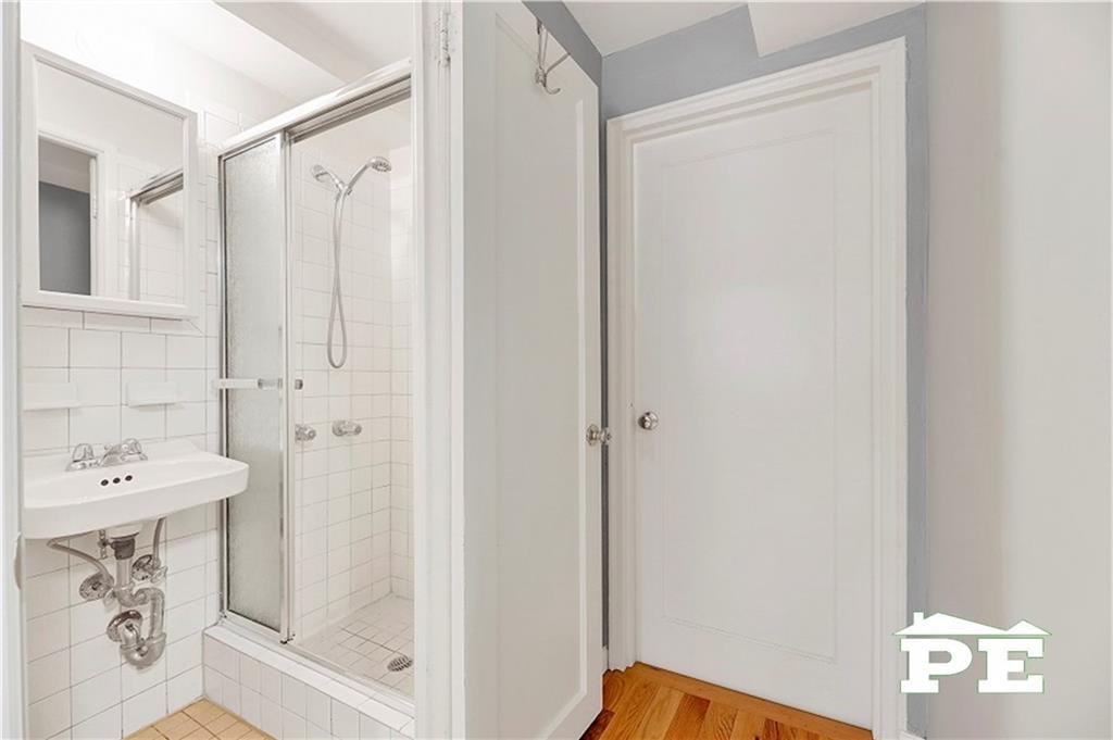 2143 28th Street, Brooklyn, New York image 33