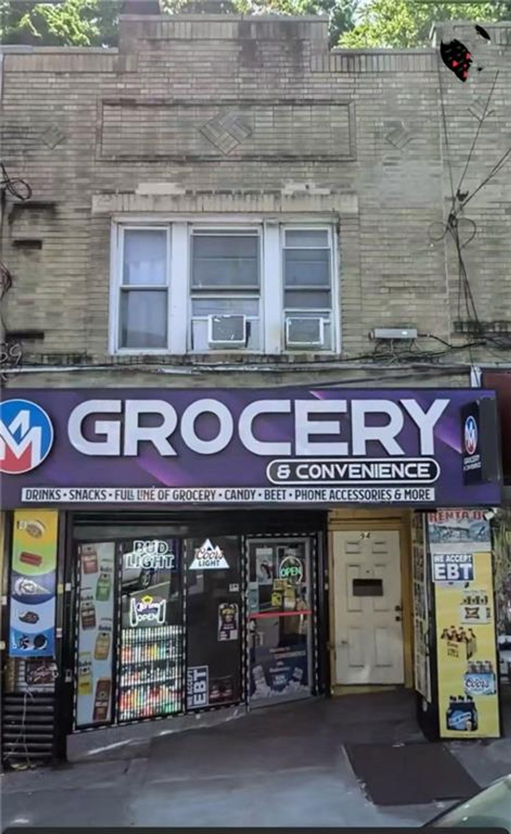 Photo of 94 Victory Boulevard, Staten Island, NY 10301 (MLS # 494812)