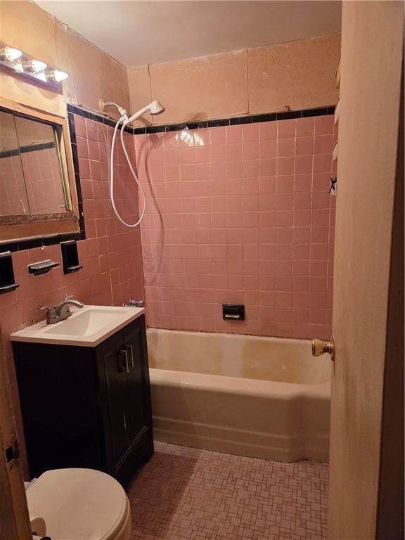 Photo of 735 Avenue W #L1, Brooklyn, NY 11223 (MLS # 504150)
